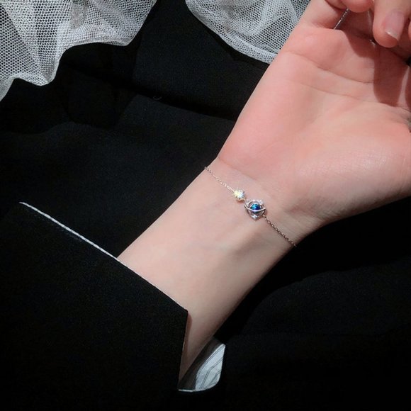 Jewelry - NEW 925 Sterling Silver Diamond Planet Bracelet